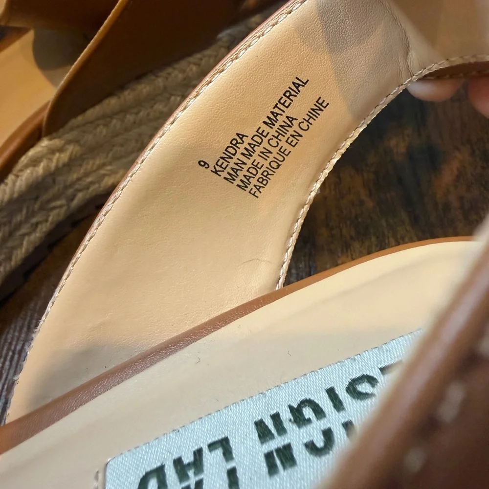 Design Lab Kendra Women's Tan Wedge Espadrilles Sandals Size 9